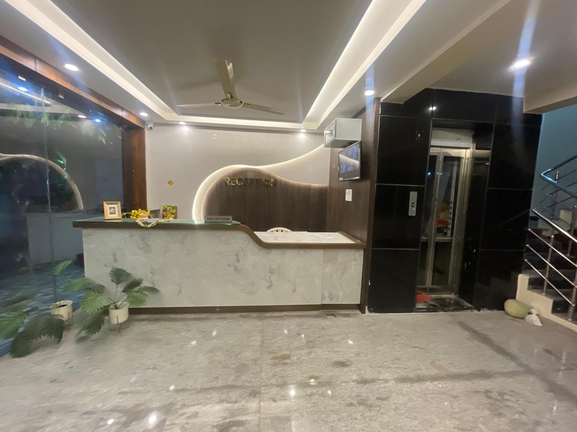 Hotel Sri Ganesh Residency Tirupati Exterior foto